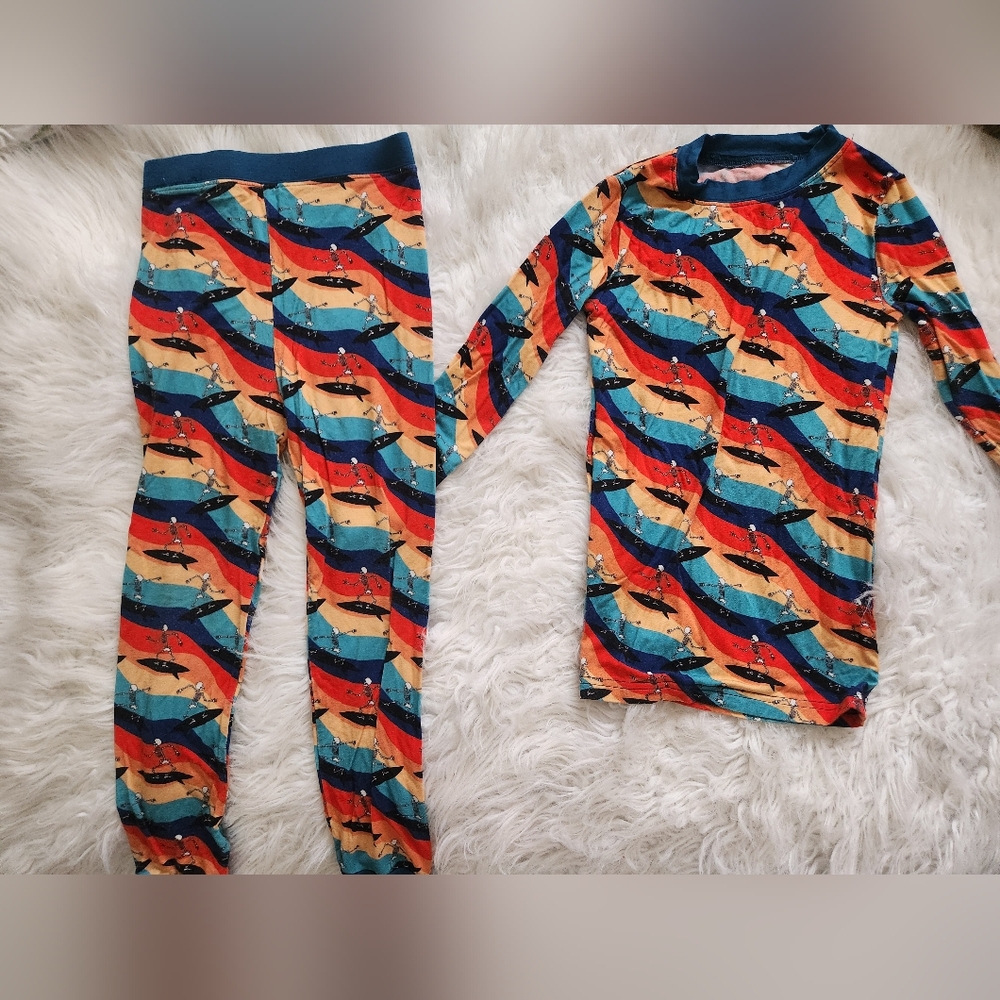 William & Ryan Skelly Pajamas (5/6y) and Triple Layer Blanket